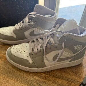 Nike Air Jordans gray and white (Men’s size 8, EU 39.5)